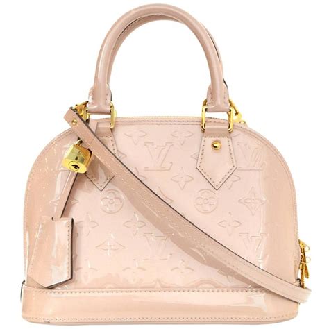 Nude Louis Vuitton 